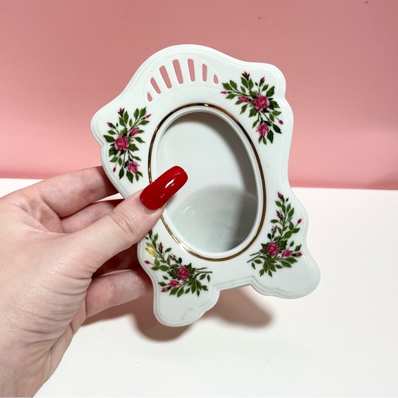 Vintage retro floral picture frame - Picture 2 of 4